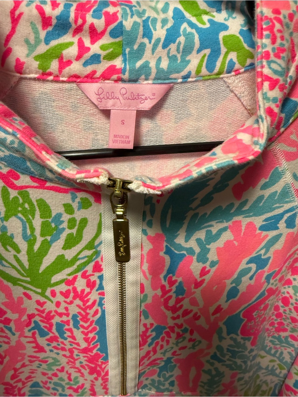 Lilly Pulitzer lets cha cha popover small